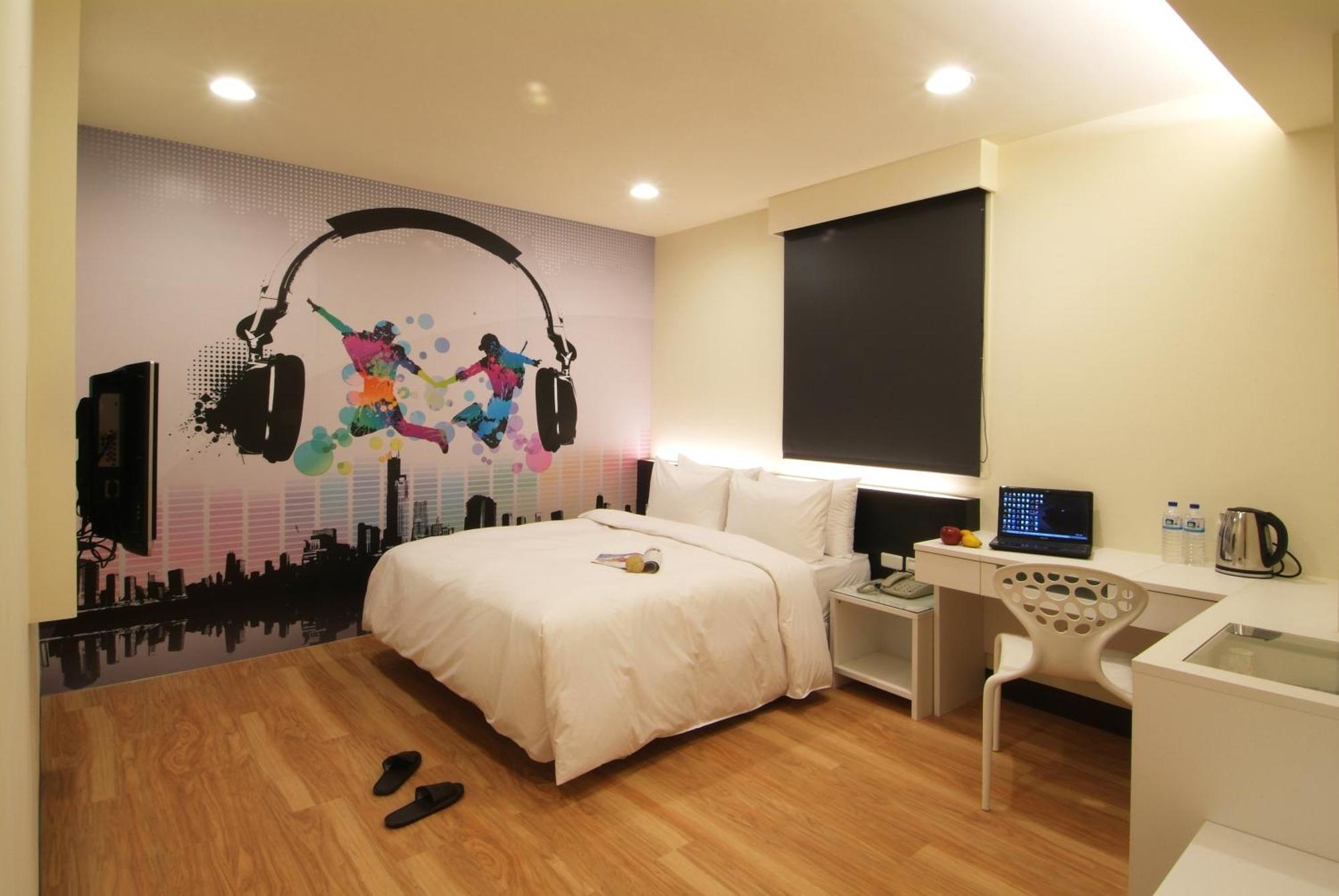 Persimmon Hotel Hsinchu City Room photo
